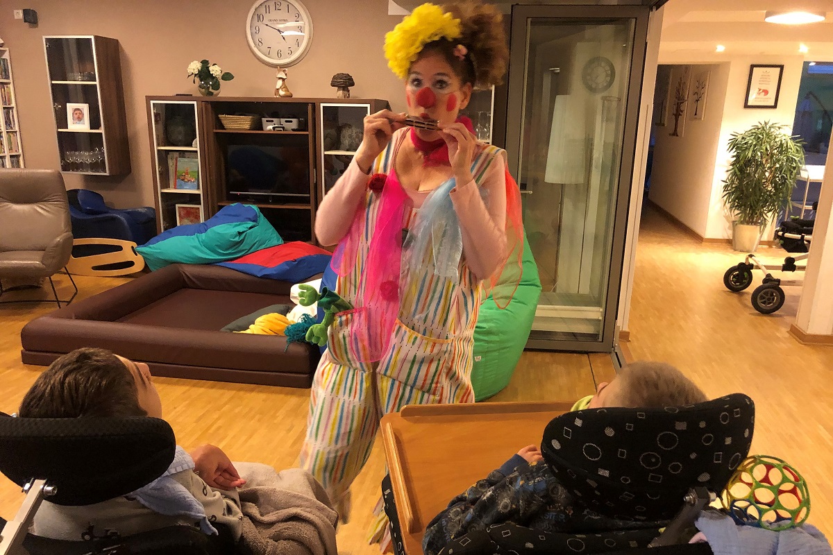 Clowns 12